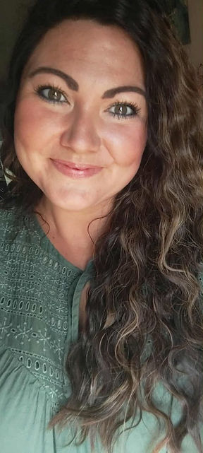 Amanda website pic.jpg