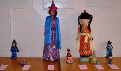 Конкурс кукол в бурятском наряде