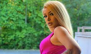 WINTER RAE BRINGS THE HEAT