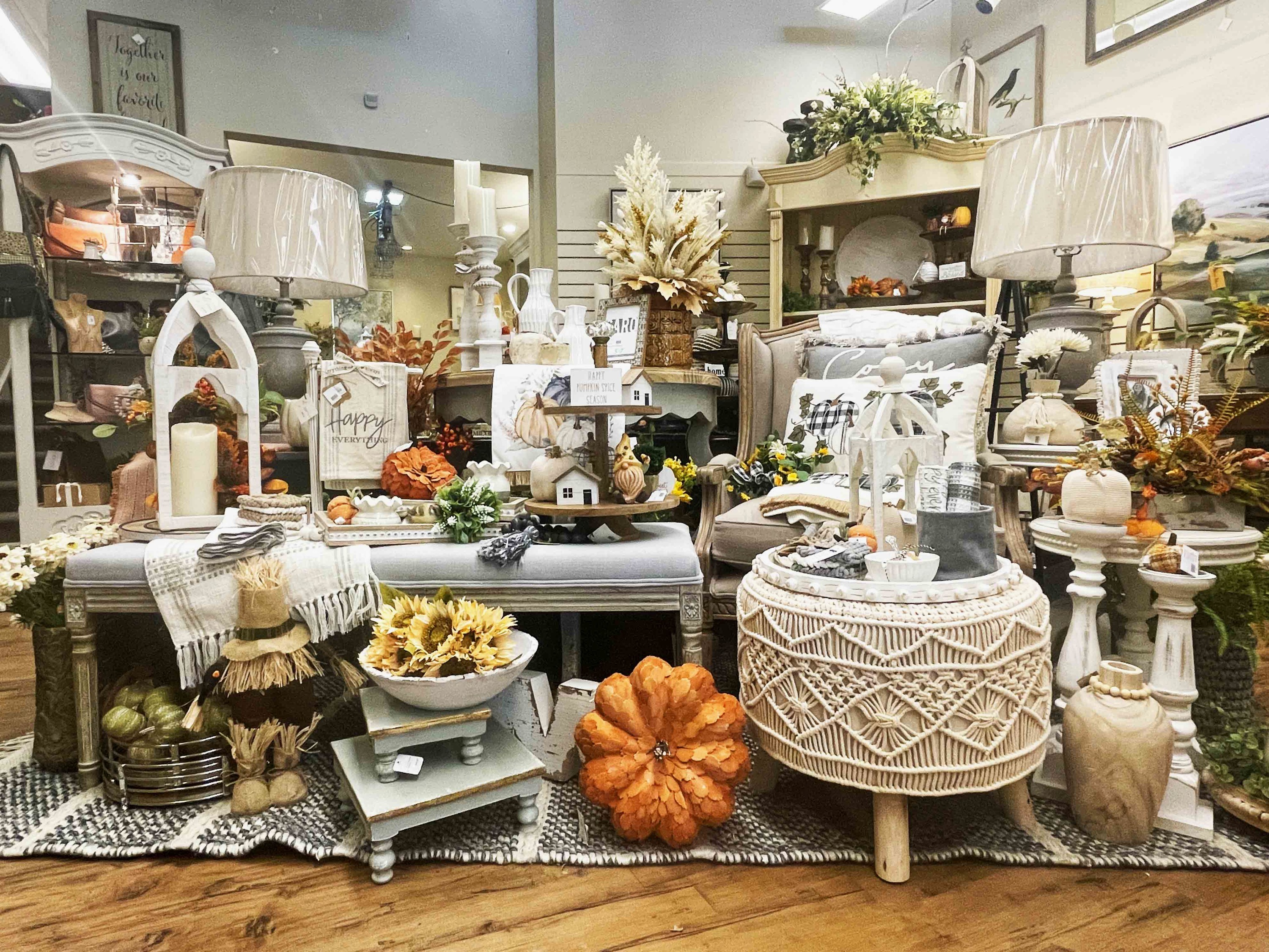 Greenbrier Cottage, flowers and gifts store in Greenville