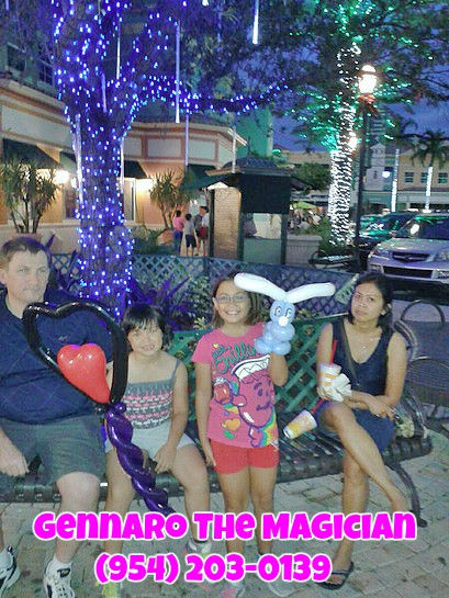 Family enjoying Gennaro's balloons