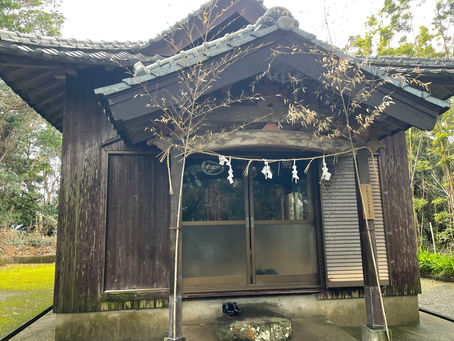 令和4年3月26日(土)☔️
平戸金刀比羅神社参拝(慈信)