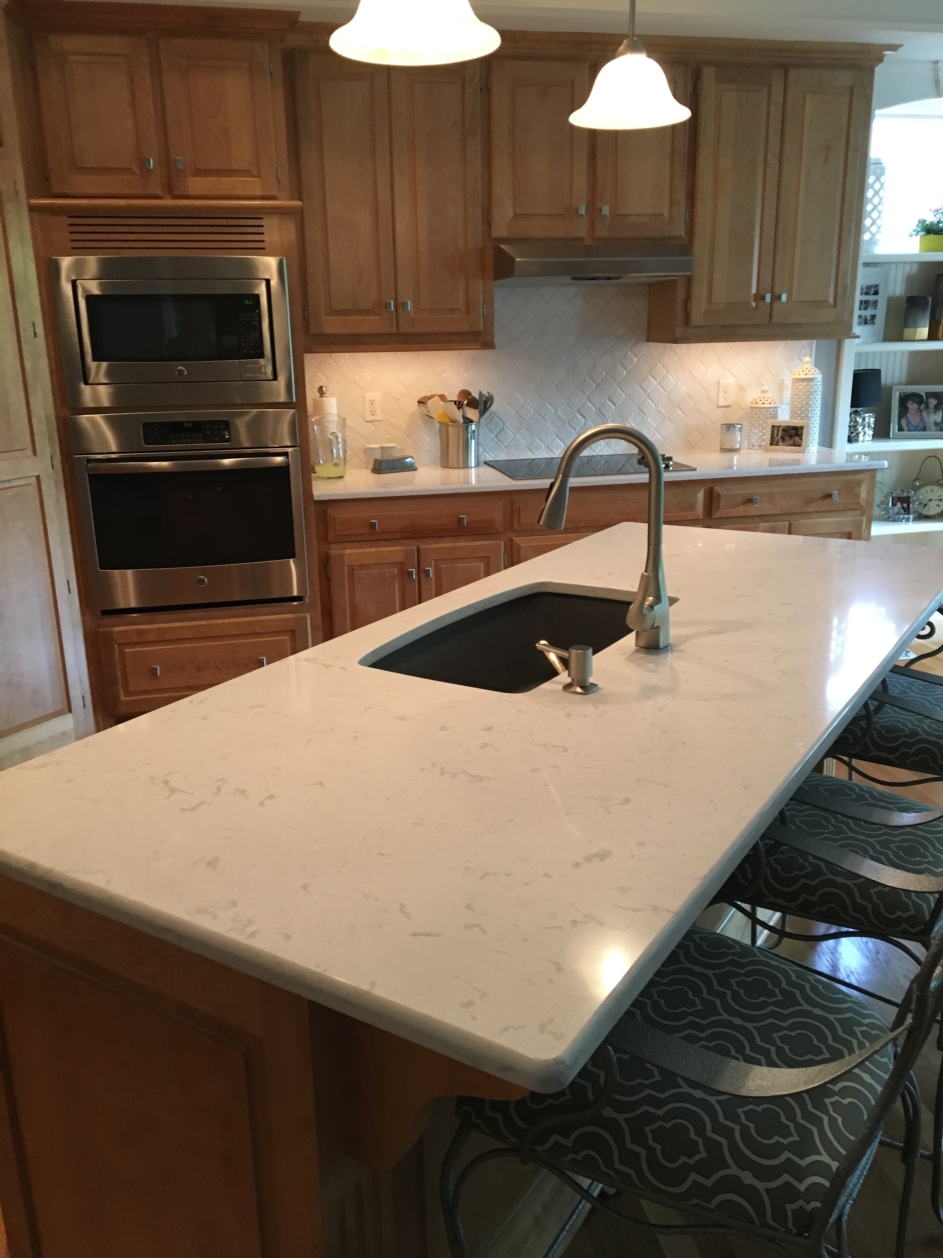 Carpet Wood Tile Vinyl Countertops Lees Summit Complete Source Countertops By Complete Floorcoverin