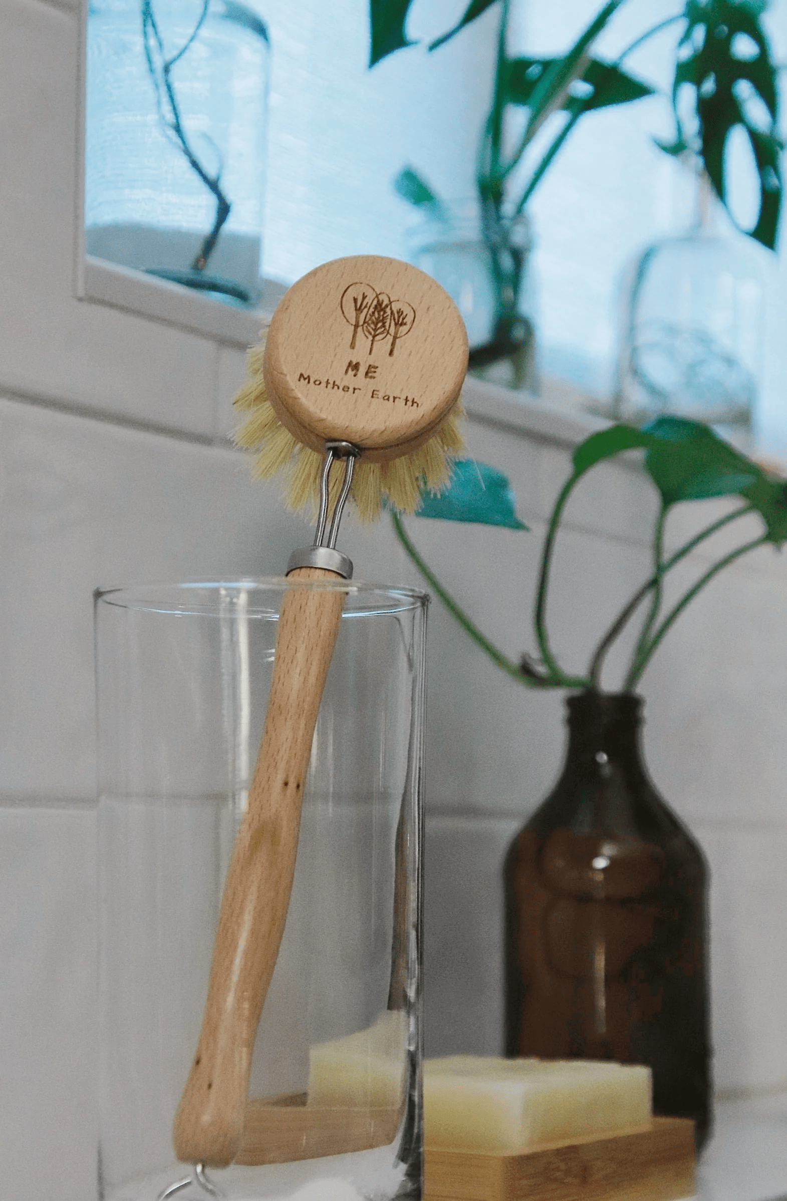 Beechwood + Sisal Fiber Kitchen Dish Brush