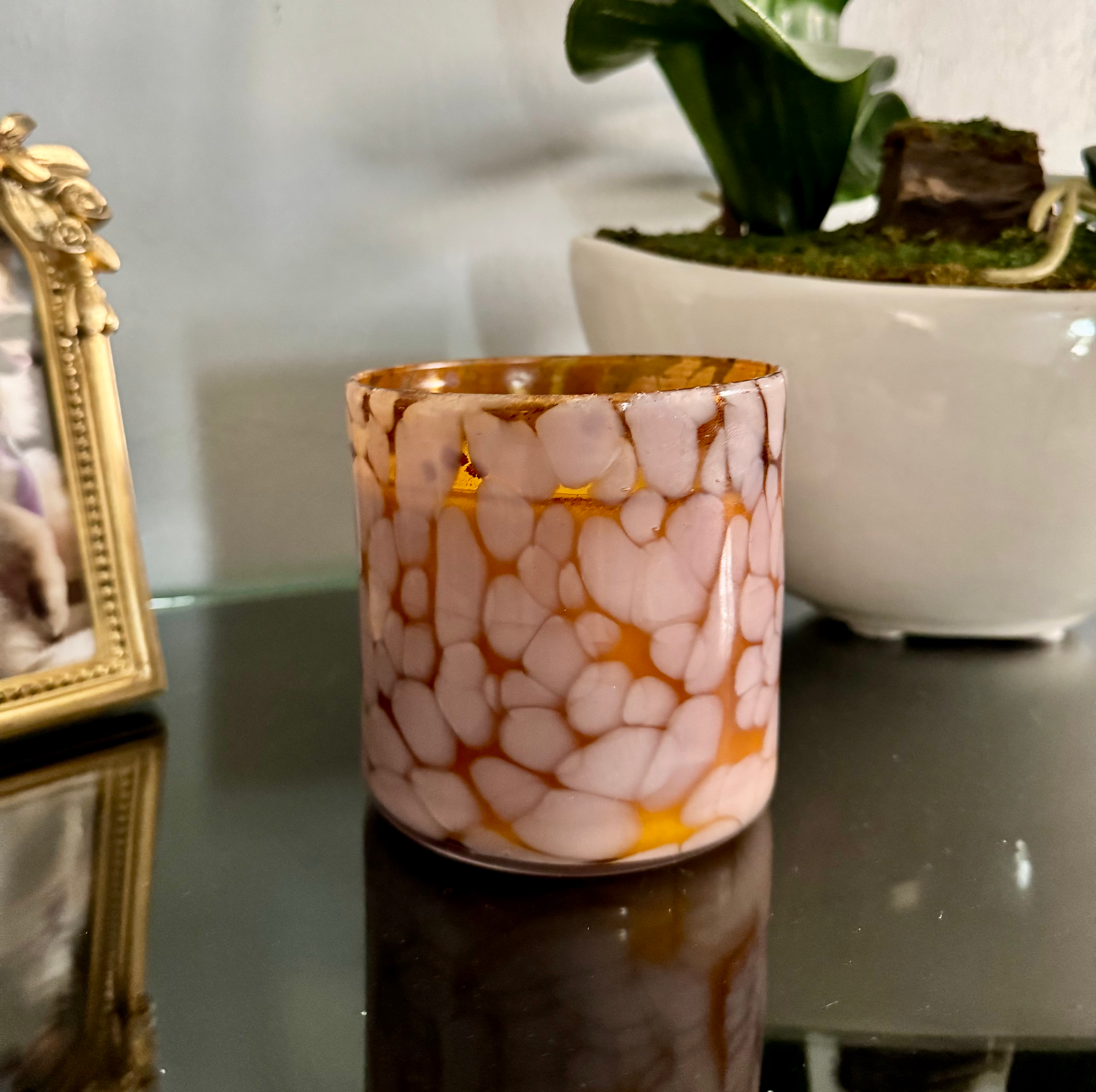 Decor and Wicks highly scented pet safe soy candle