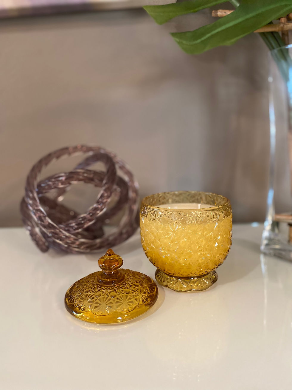 Thumbnail: Decor and Wicks premium highly scented soy candle Daisy and buttons candy dish