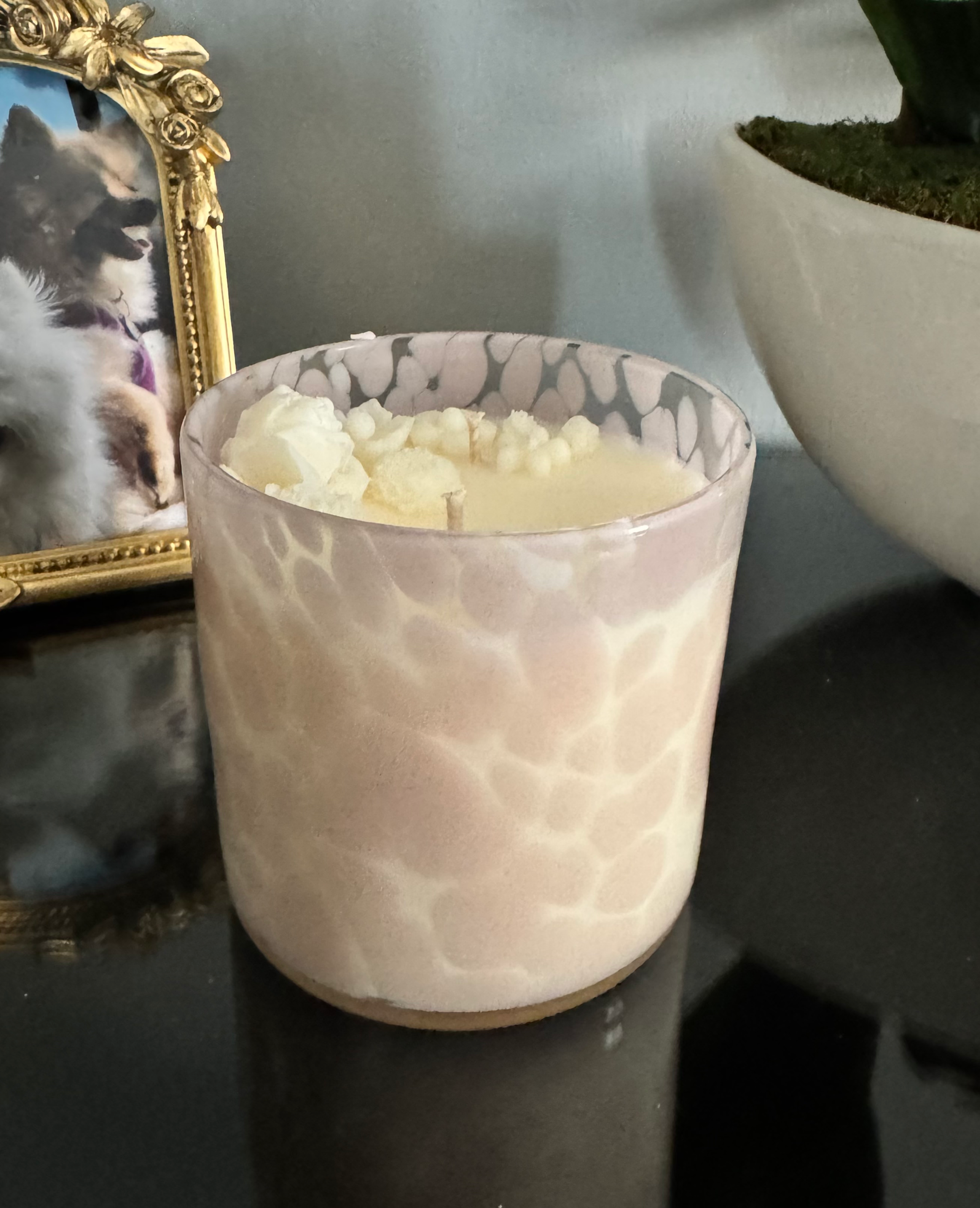 Decor and Wicks premium all soy highly scented candle