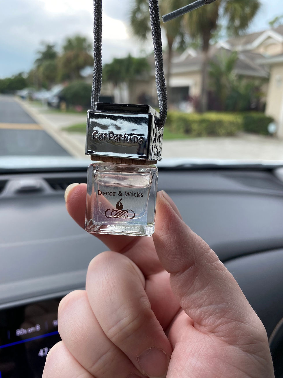 Thumbnail: decorandwicks candle shop car diffuser