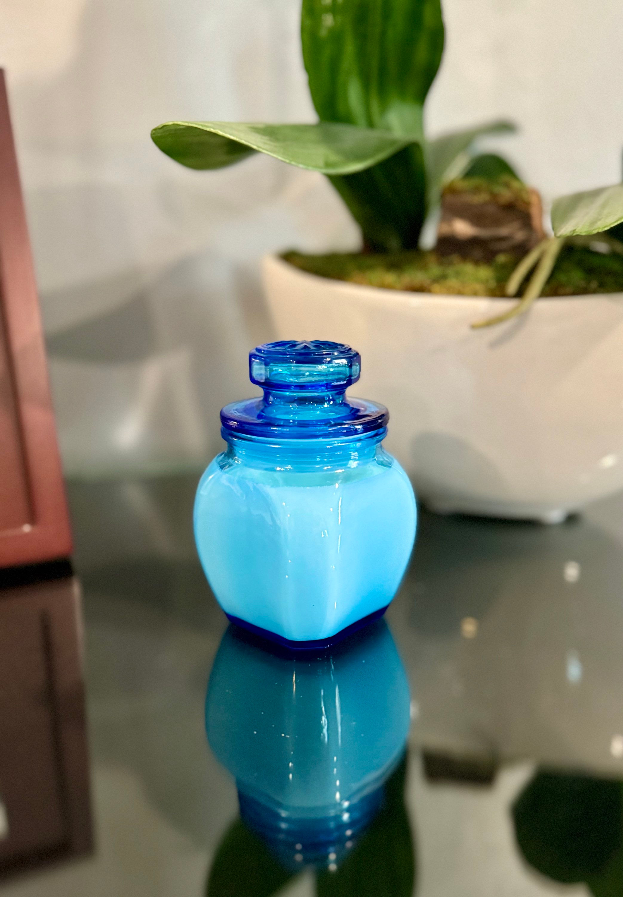 Decor and Wicks candle shop online