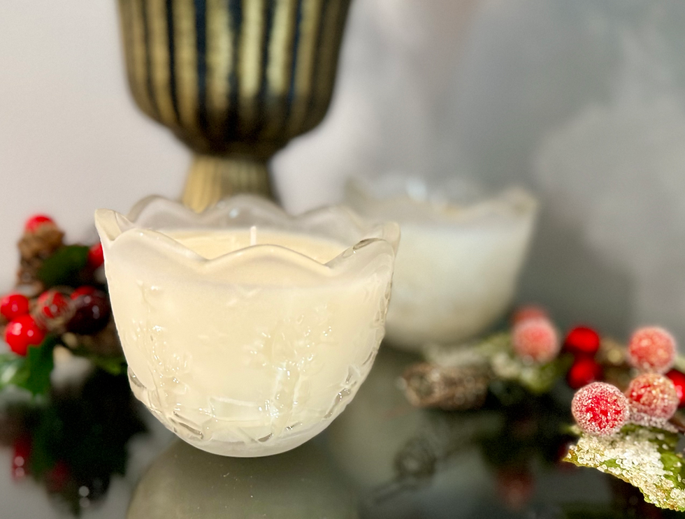 Thumbnail: Decor and Wicks candle shop online