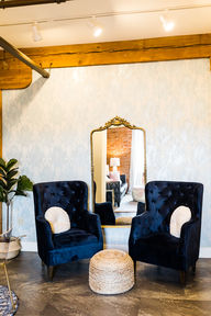 bridal suite, getting ready suite, wedding lounge