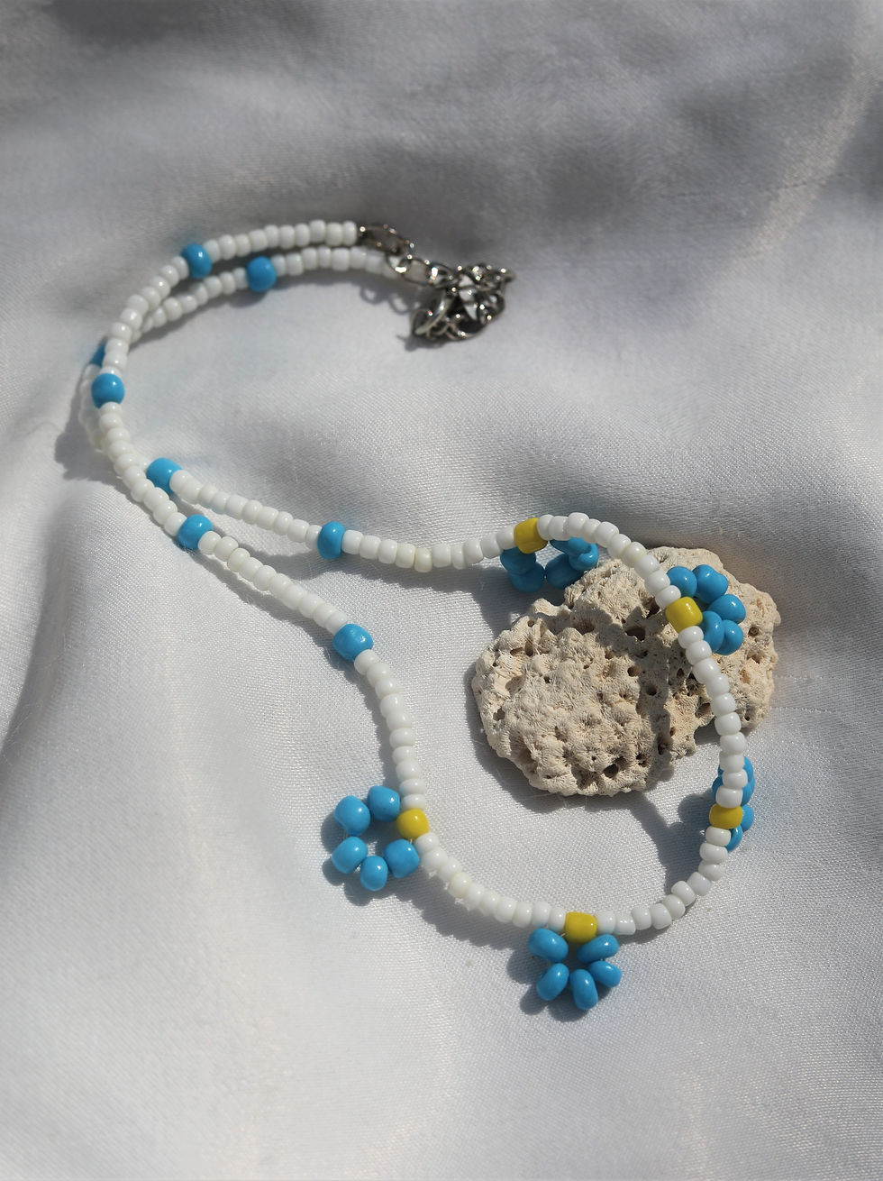 Thumbnail: Nori two-layered cowrie shell Necklace