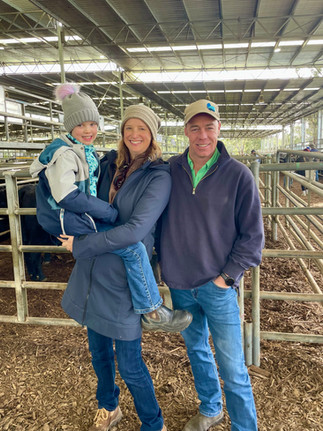Molly, Vanessa and Jason Wheatley looking to buy some young cattle