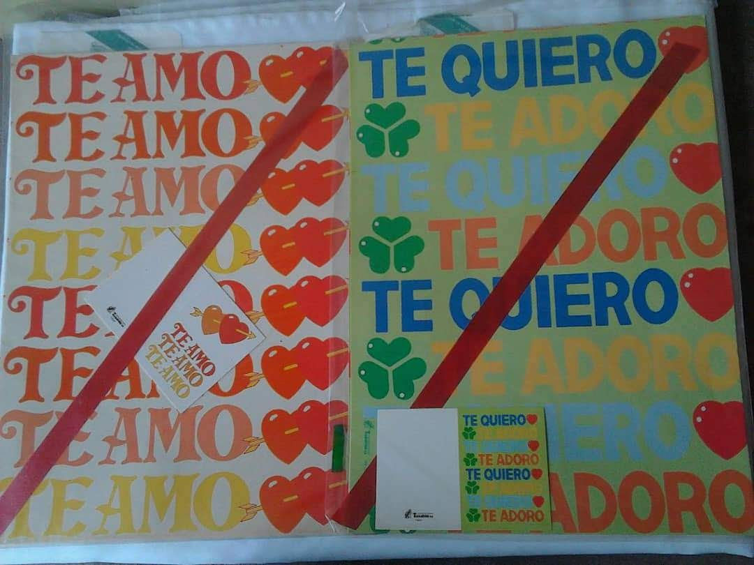 Set Papel de regalo, cinta decorativa y tarjeta