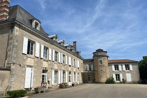 Chateau-5-aspect-ratio-432-288.jpeg