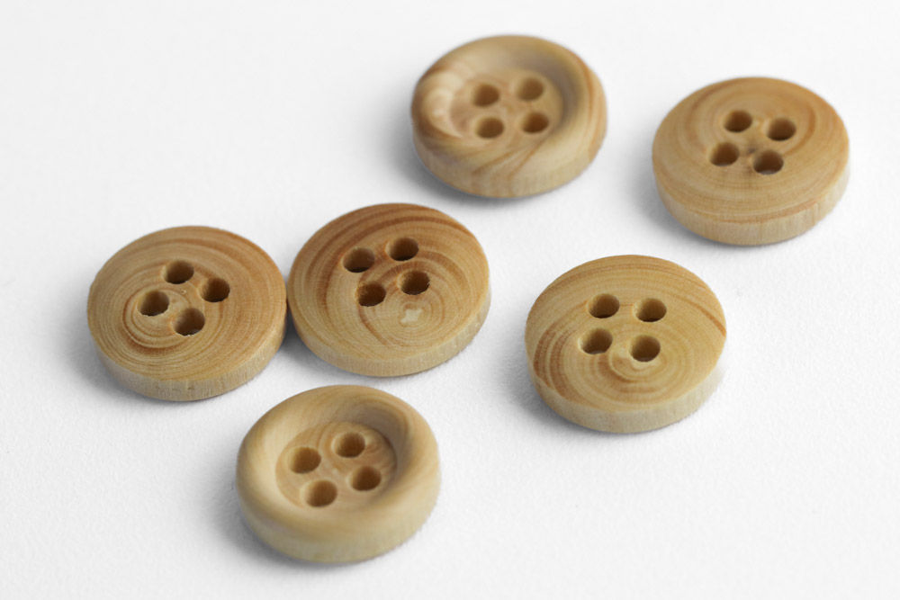 Bouton bois - Contours marqués