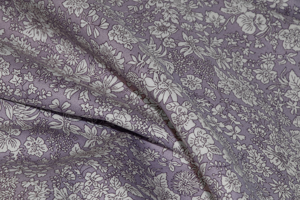 Liberty Emily Belle Brights Mauve     x 25 cm