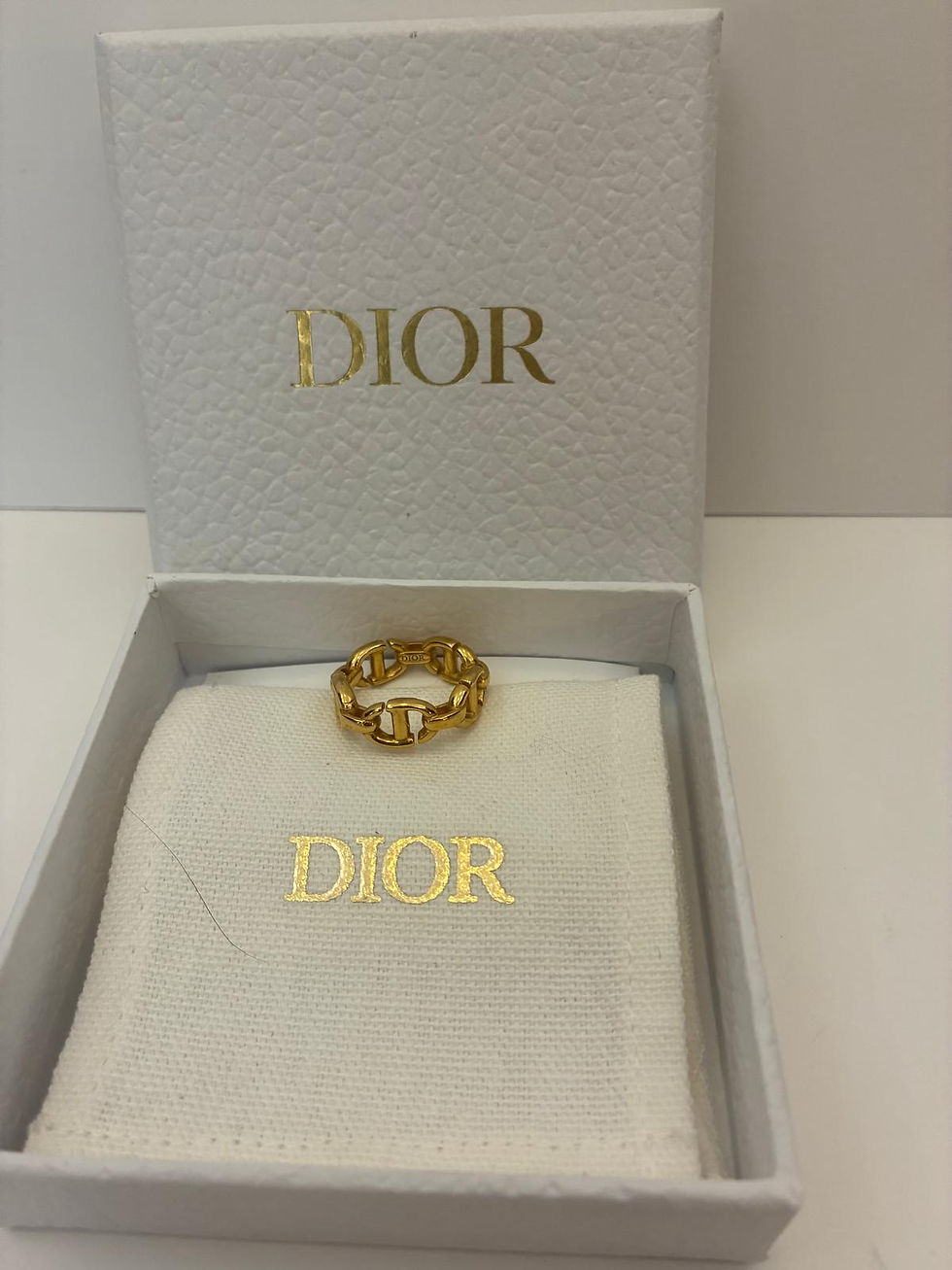 Dior