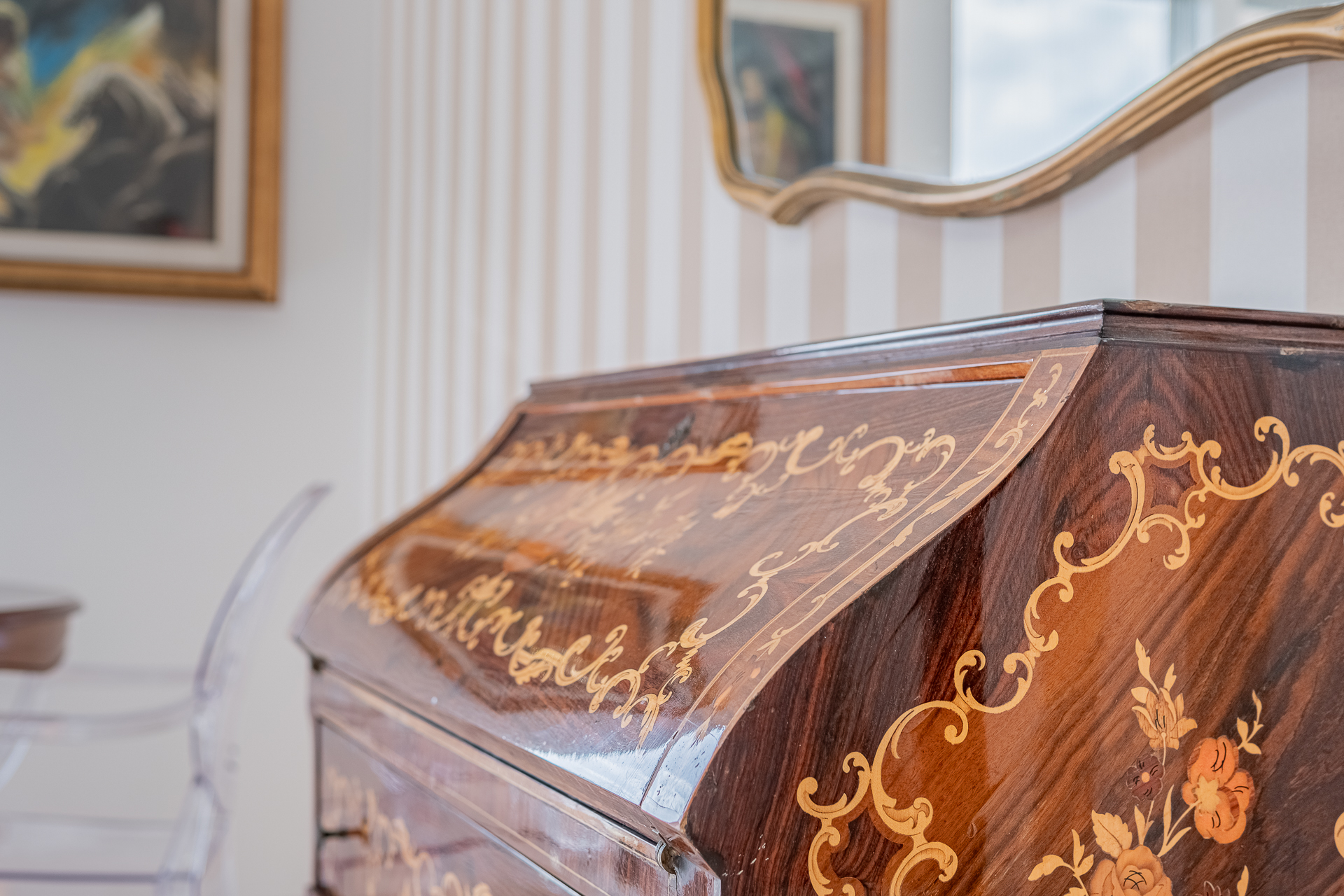 Aurium balcony access