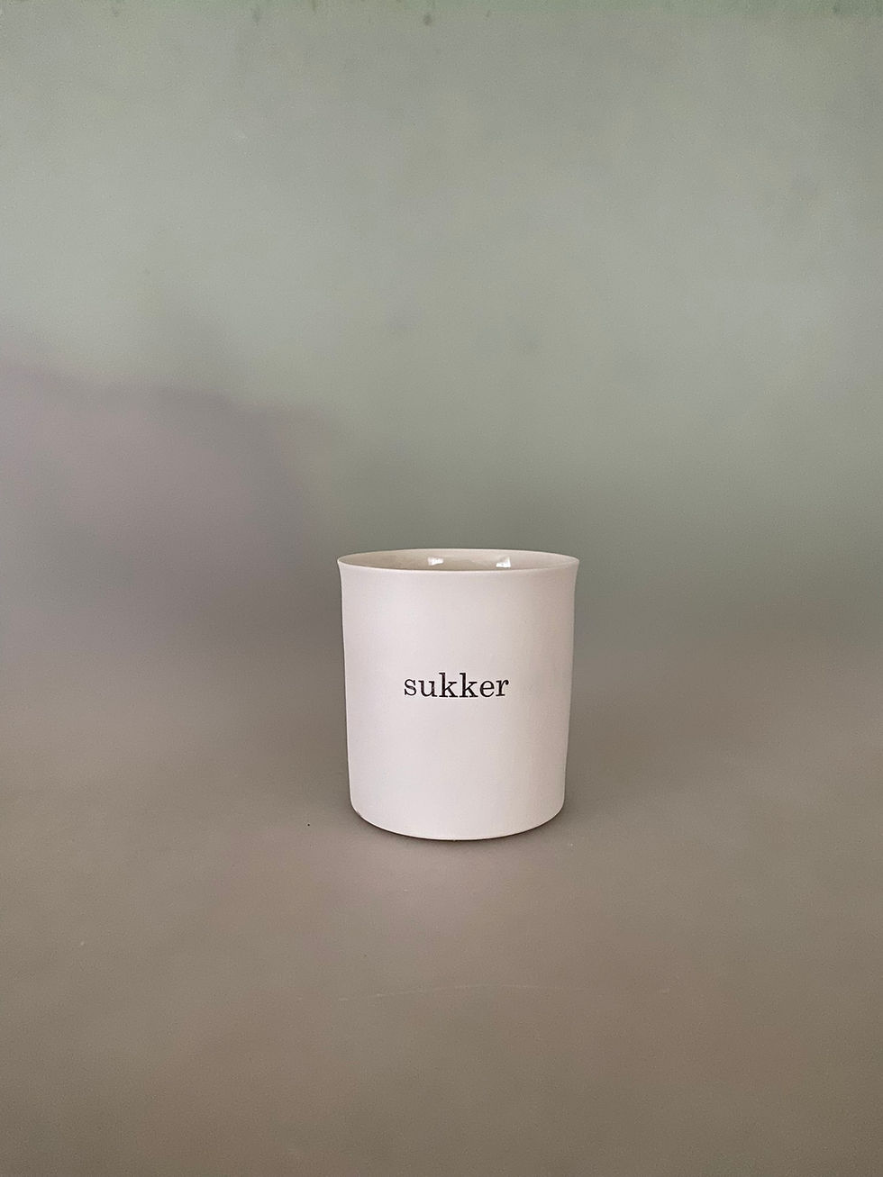 Miniatyrbilde: Telysholder med tekst