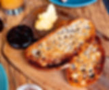 Organic toast & spread (v)