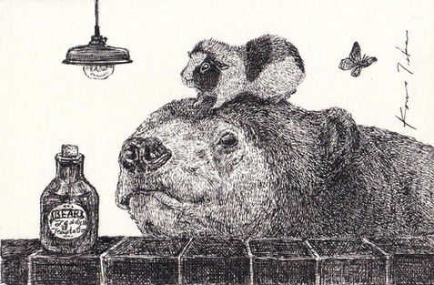 頭にモルモットを乗せたクマのペン画