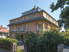 Wien_13_Villa_Wustl_a.jpg