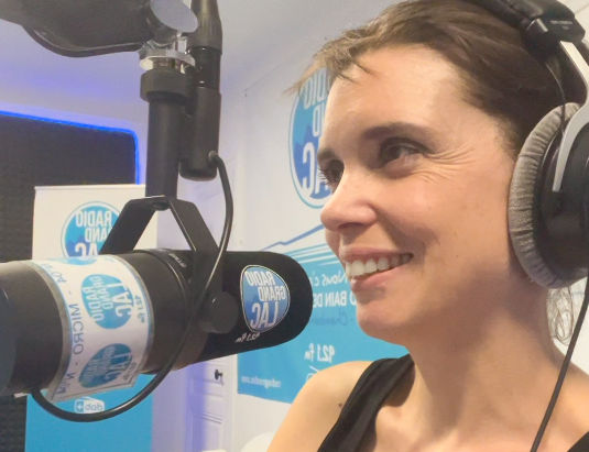 Je me suis prêtée au jeu de l'interview sur Radio Grand Lac — écoutez notre conversation ici