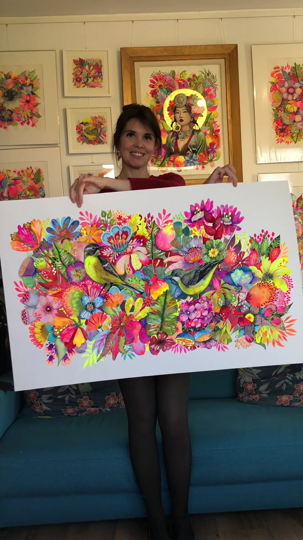 Thumbnail: Peinture d’oiseaux et tableau de fleurs tropicales signé Caroline Venencie. Œuvre colorée et poétique.
