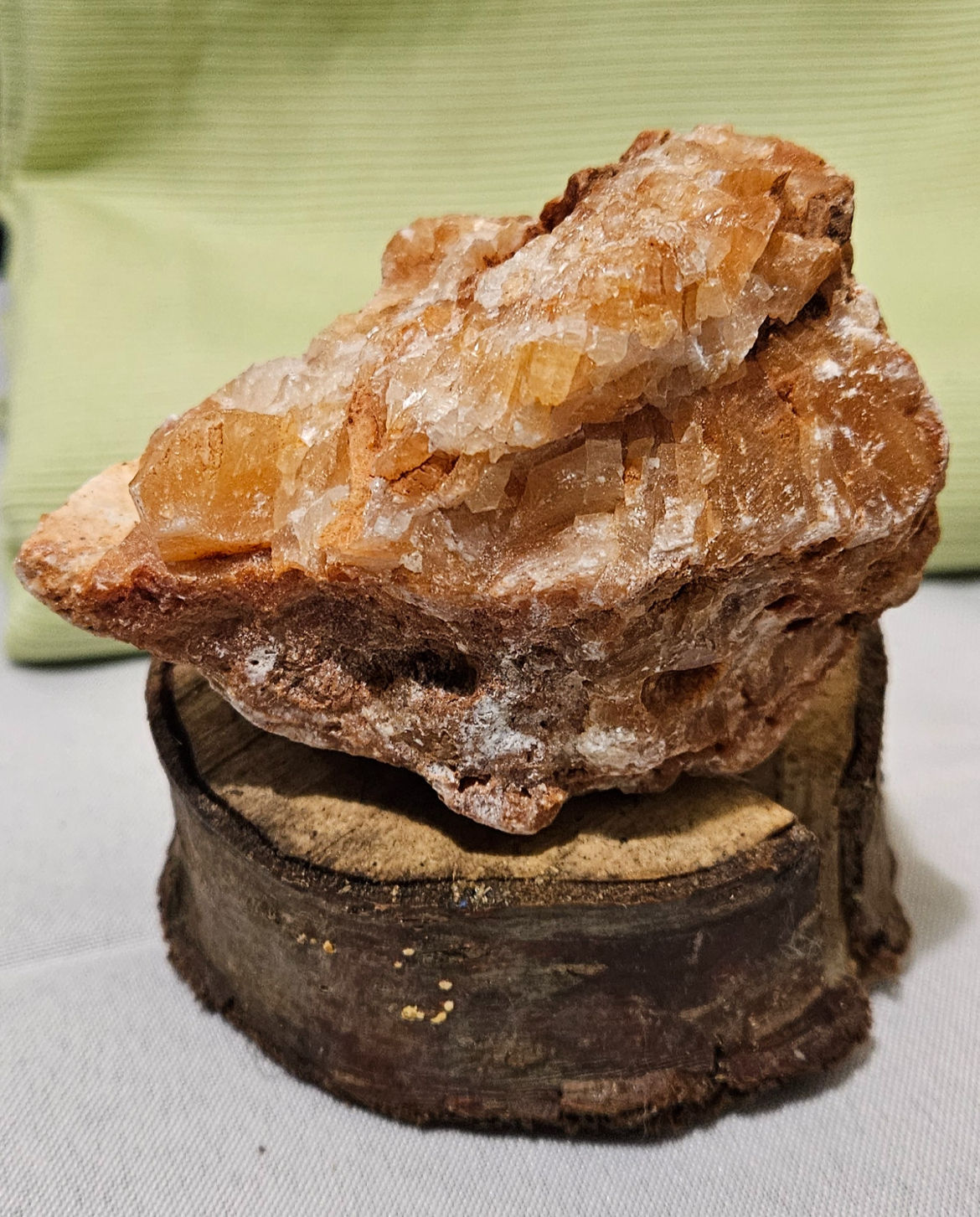 RAW HAITIAN ORANGE CALCITE