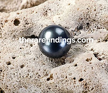 black pearl (7)_edited.jpg