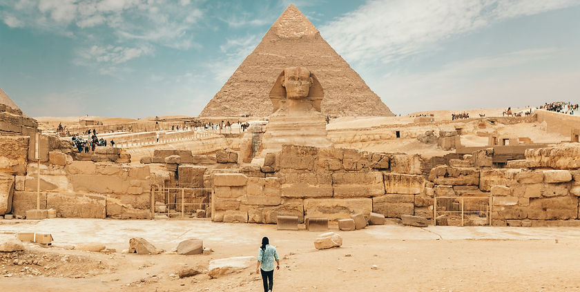 person walking near The Great Sphinx_edi