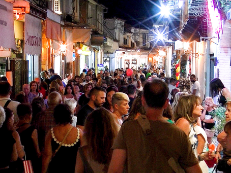 Ιδιωτικοί υπάλληλοι για Λευκή Νύχτα: «Να μη γίνει κανονικότητα η καταπάτηση του ωραρίου μας»