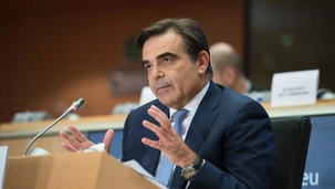 Μαργαρίτης Σχοινάς | Χαιρετίζω το άνοιγμα του λιμανιού της Μυτιλήνης