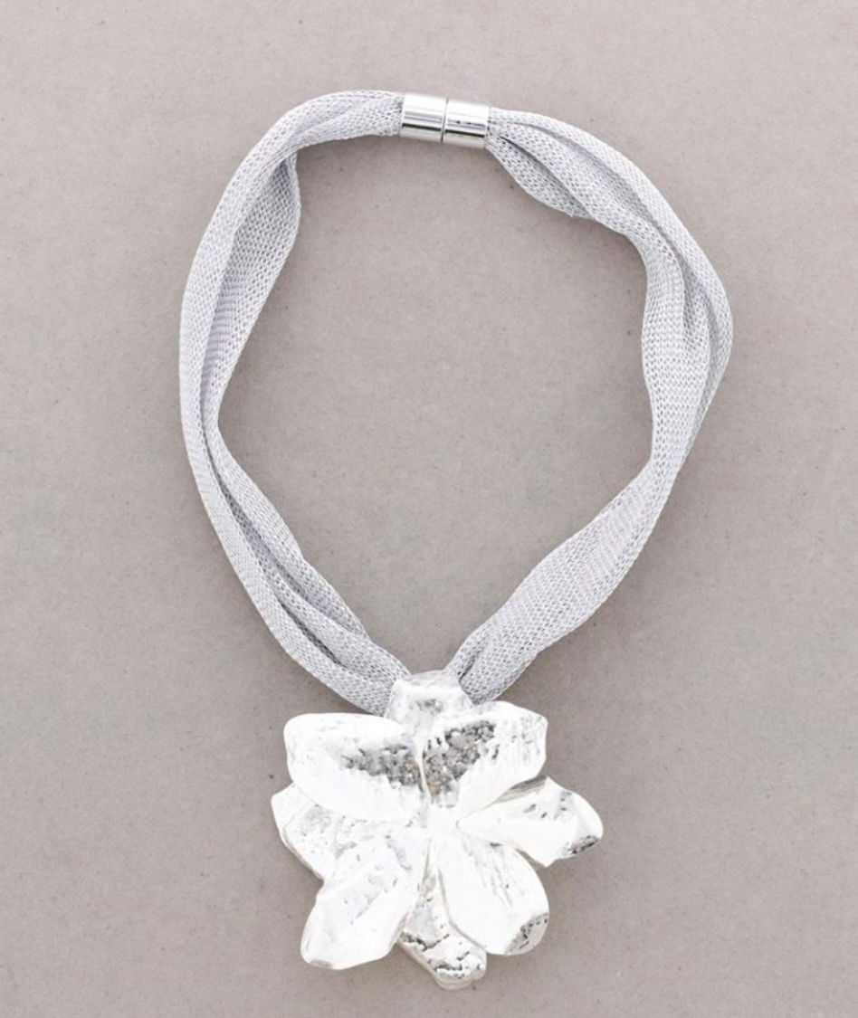 Miniatura: GARGANTILLA IMAN MALLA COLGANTE FLOR METAL