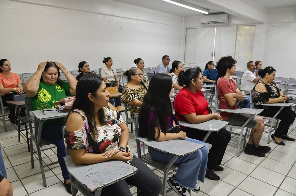 Fortalece la Preparatoria Emiliano Zapata la comunicación con padres de familia al cierre del ciclo escolar, para entrega de kardex y promoción de grado