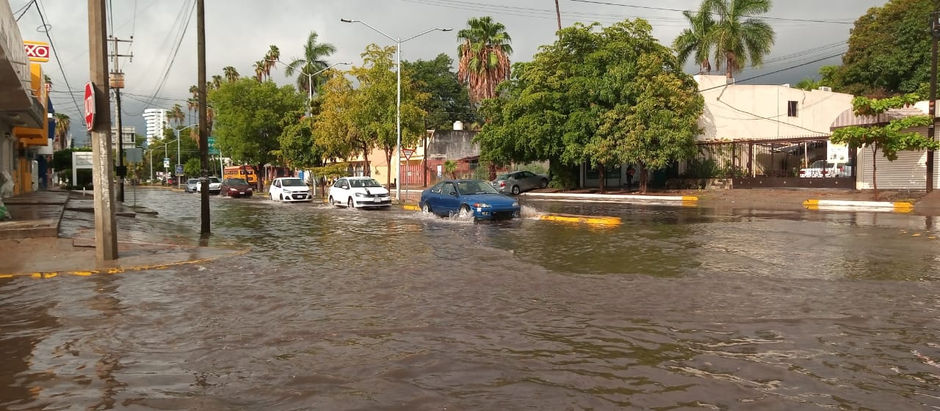 ¡¡FALLAN OBRAS ESTATALES Y OTRA VEZ LOS MOCHIS SE INUNDA!!