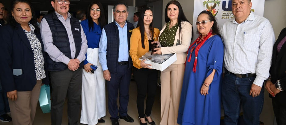 Alumnas de Unidad Regional Centro Norte donan a Bienestar Universitario 18 trenzas de cabello para la elaboración de pelucas oncológicas