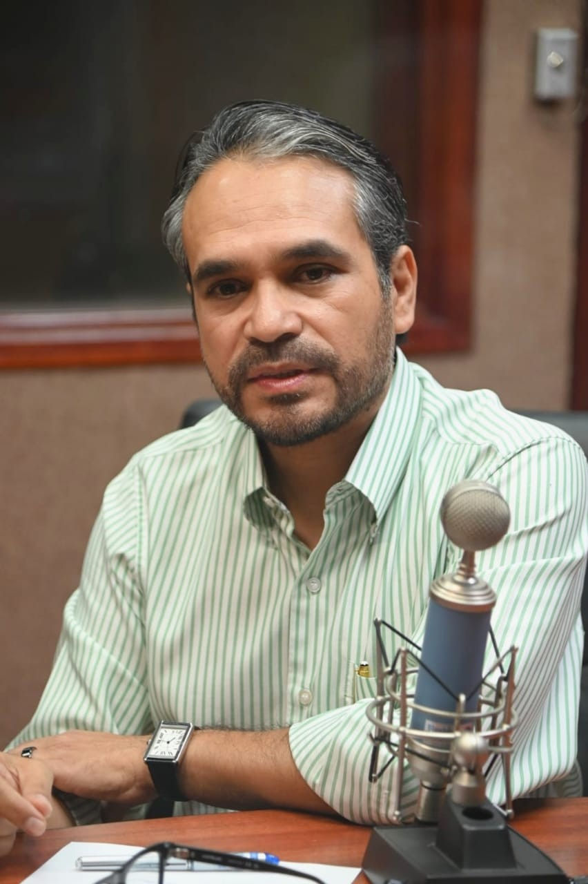 La Reingeniería busca garantizar la estabilidad de los derechos laborales y modernizar la oferta educativa con una visión estratégica, asegura el Secretario Académico de la UAS