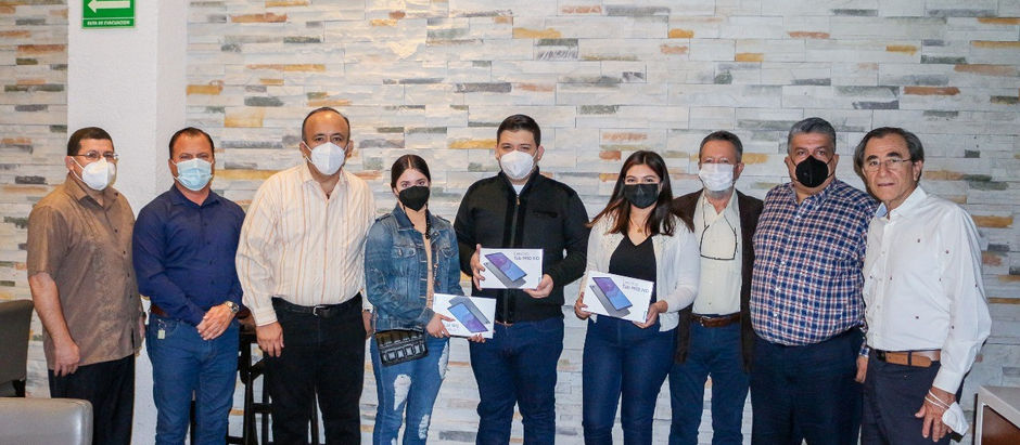 Jóvenes de Guasave colocan a Sinaloa como máximo ganador en Concurso Nacional de Aparatos y Experime