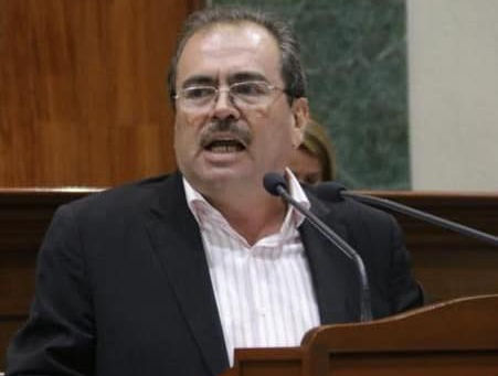 ¡¡TARDARON 4 AÑOS PARA QUITAR DINERO MUNICIPAL A LOS PARTIDOS!!