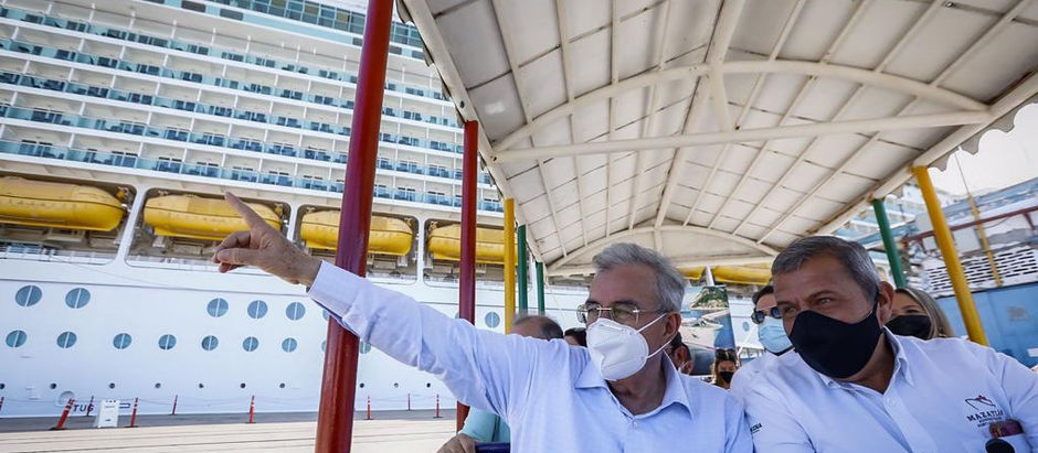 ROCHA DA LA BIENVENIDA A ROYAL CARIBBEAN INTERNATIONAL