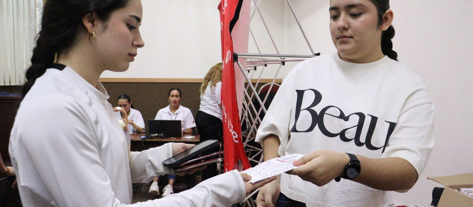 La UAS y Santander realizan Jornada de Credencialización en la Facultad de Medicina, impulsando además que los estudiantes inicien su vida financiera