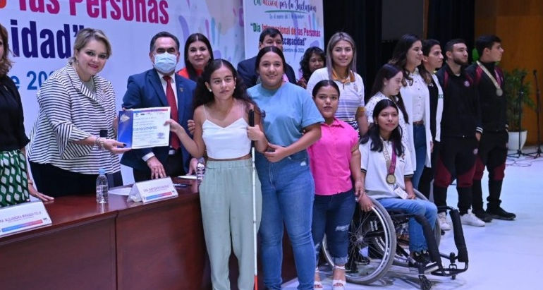 La UAS reconoce el esfuerzo de sus estudiantes con discapacidad en los diferentes ámbitos.