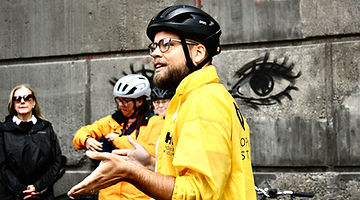 Döden i staden – en cykeltur genom historien