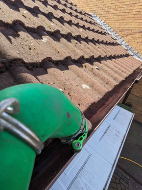 gutter cleaning in Mold