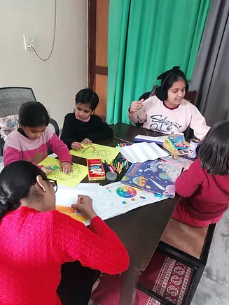 kids-drawing-painting-classes-ip-colony-faridabad.webp