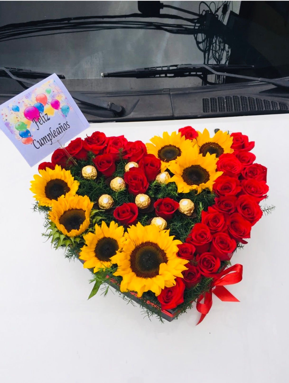 CORAZÓN RADIANTE (X50 ROSAS Y 🌻🍫)✨❤️