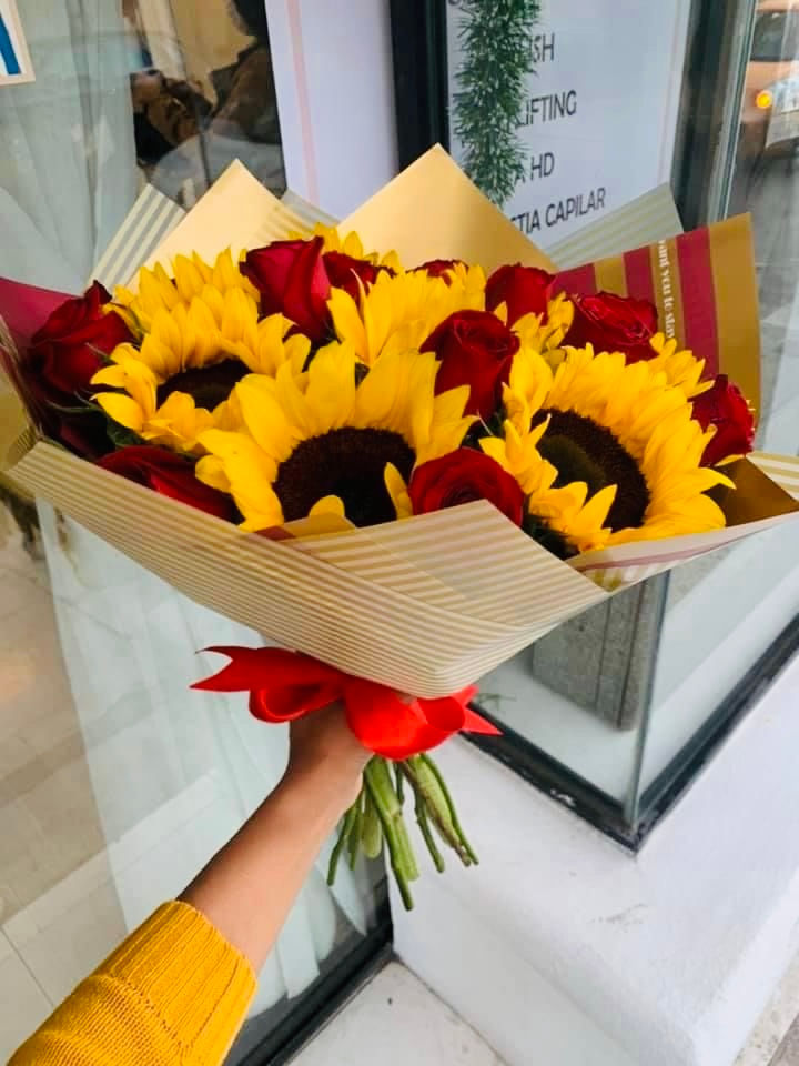 Miniatura: RENACER FLORAL 🌻🌹