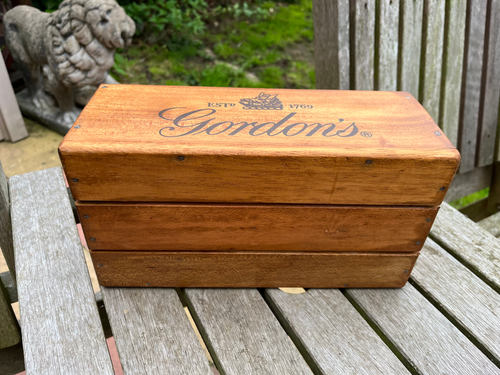 ケース・ボックス・コンテナ Gordon's DRY GIN wooden box